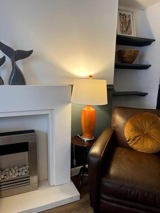 Lobster Cottage - Stylish 3 Bedroom Cottage In Heart Of Tenby Town, Pembrokeshire Екстериор снимка
